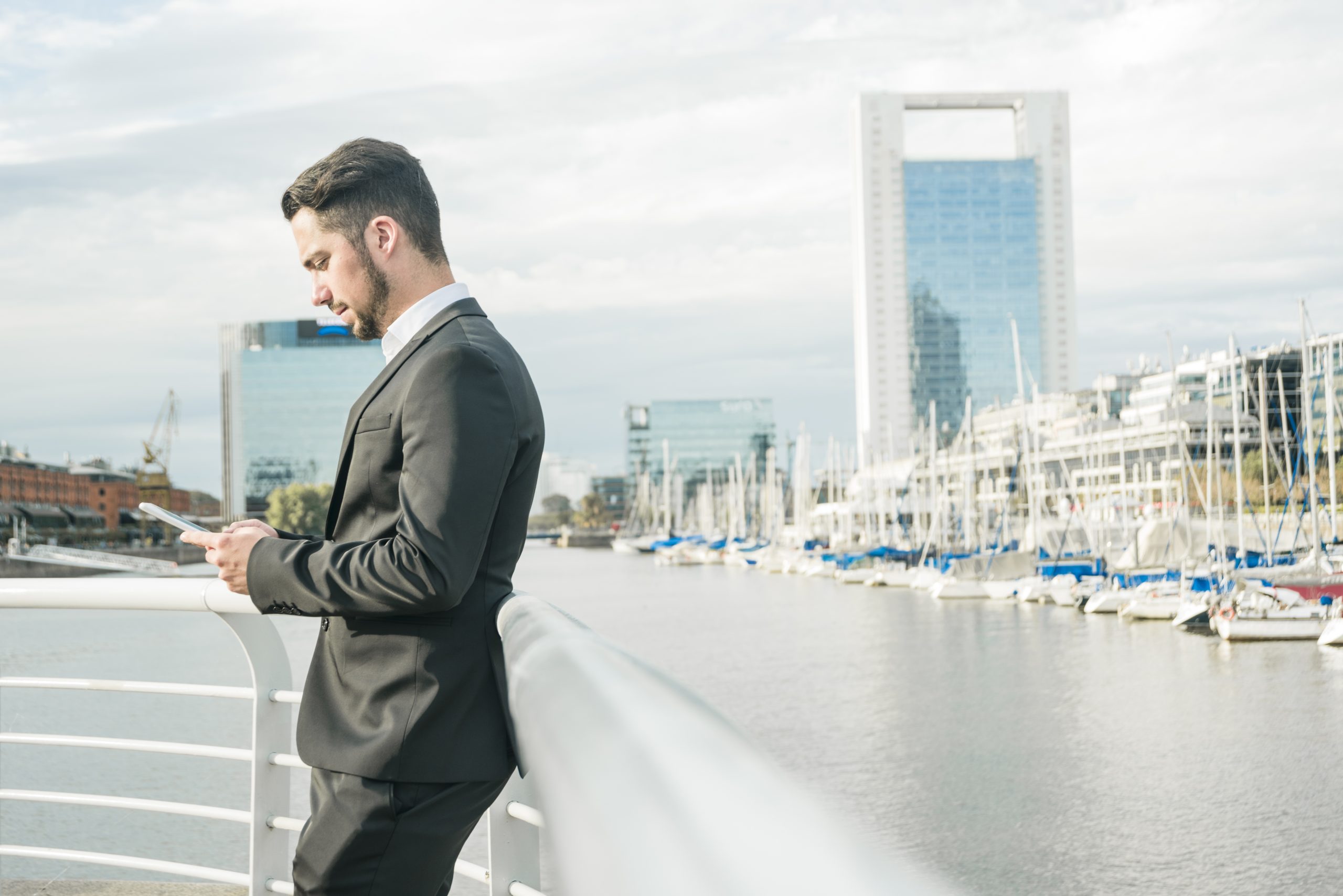 Guida ai Requisiti per Ottenere la Residenza a Dubai: mp elite consulting post thumbnail image